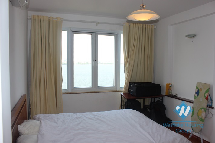 2 bedrooms apartment for lease in Dang Thai Mai street, Tay Ho, Hanoi